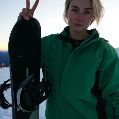 Аделина, 23